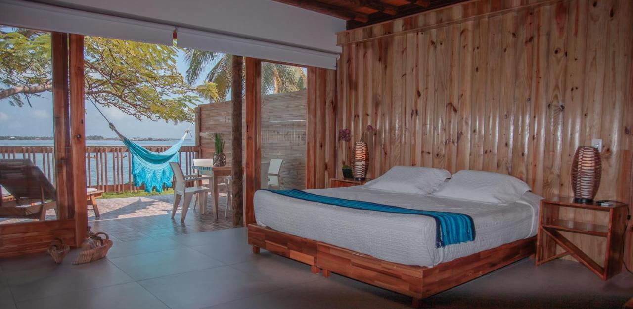 Hotel Punta Faro ムクラ島 エクステリア 写真
